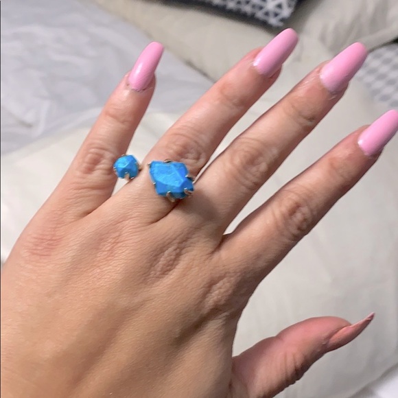 Kendra Scott ring - Picture 1 of 3